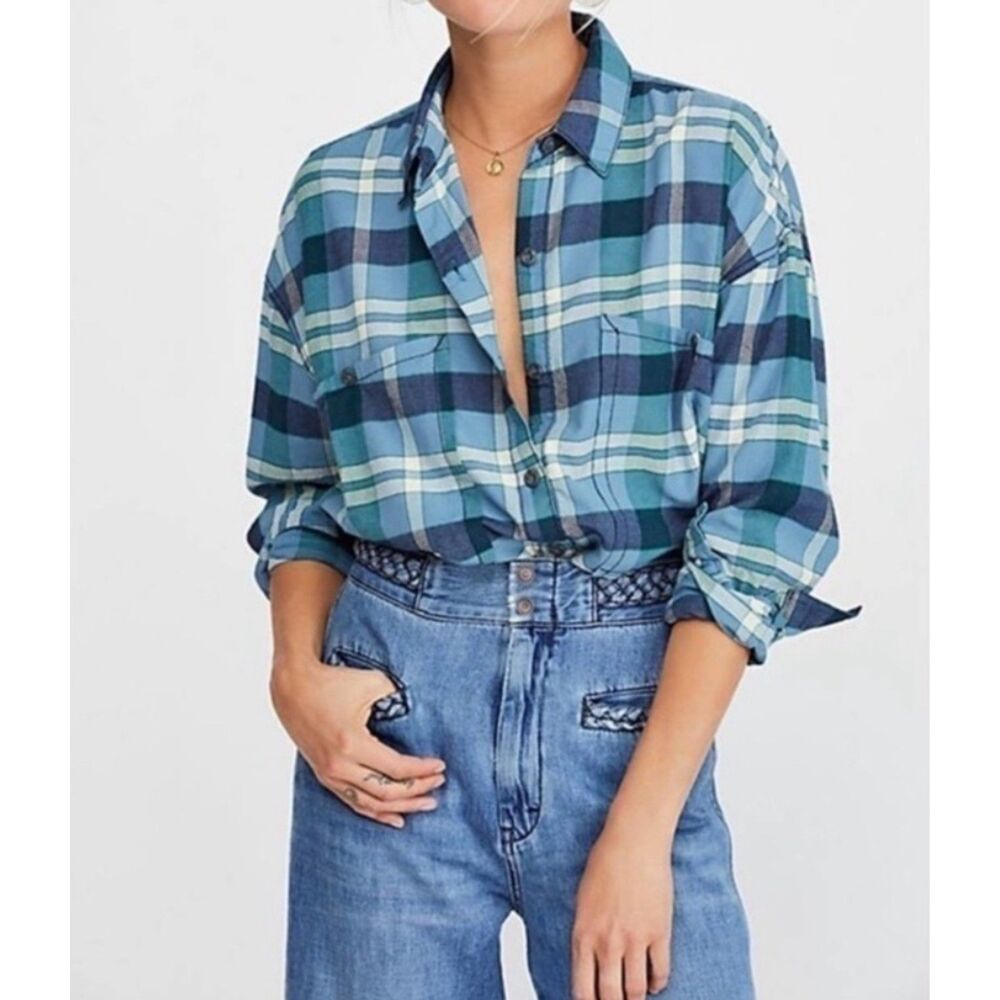 FREE PEOPLE Winter Sea Loveland Plaid Button Down Frayed Hem Shirt Size Small
